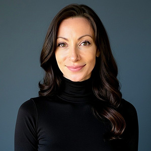 Theresa Bernhard